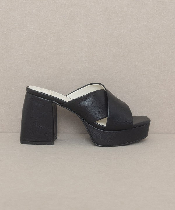 OASIS SOCIETY "Carmen" - Chunky Platform Mule Heel