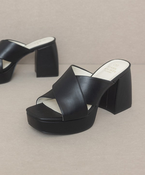 OASIS SOCIETY "Carmen" - Chunky Platform Mule Heel