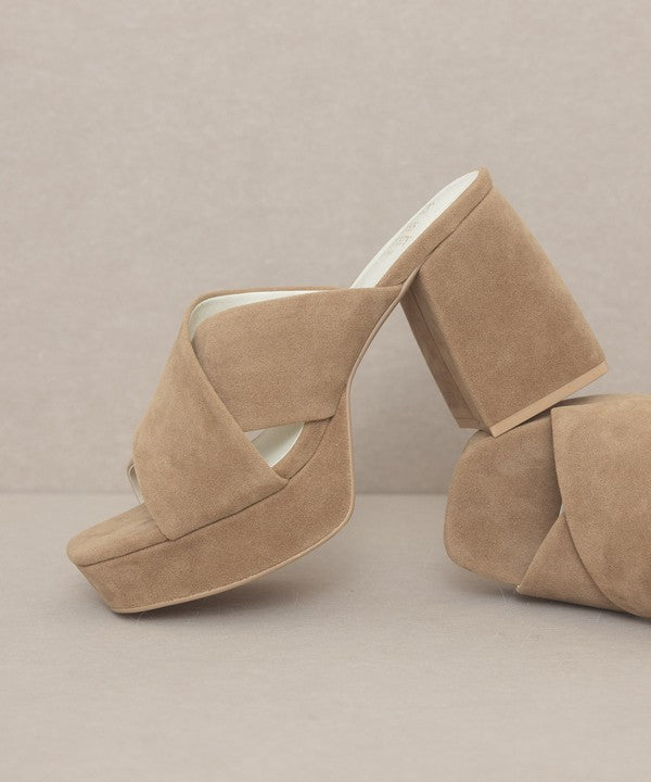 OASIS SOCIETY "Carmen" - Chunky Platform Mule Heel