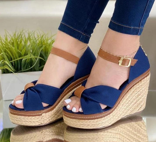 Blue Ribbon Wicker Wedges