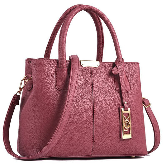 Classic Medium Shoulder Bag