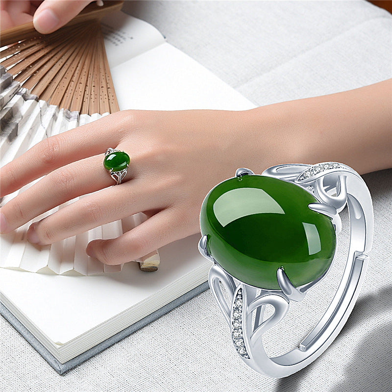 Retro Green or White Agate Ring