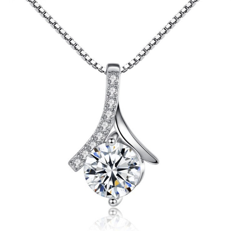 Clover Diamond Necklace