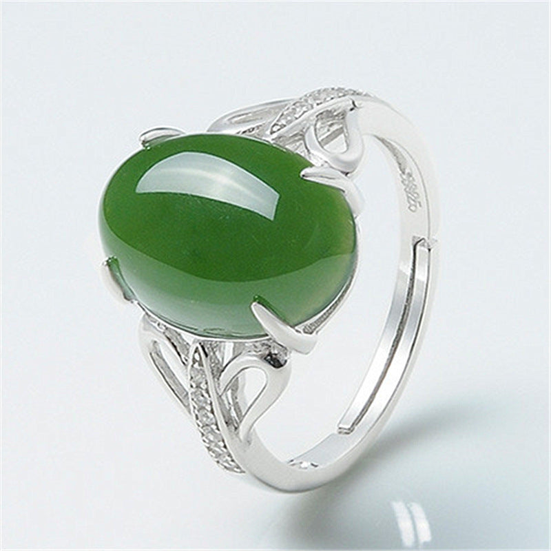 Retro Green or White Agate Ring