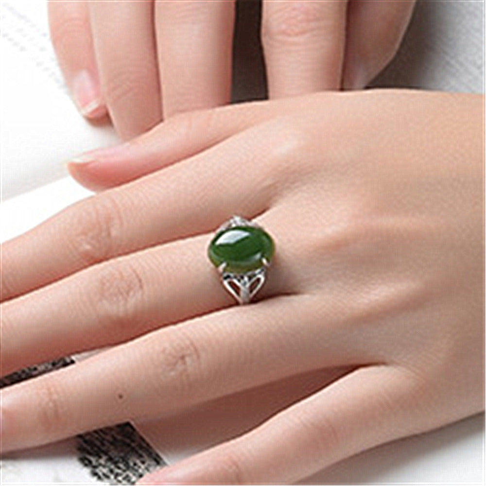 Retro Green or White Agate Ring