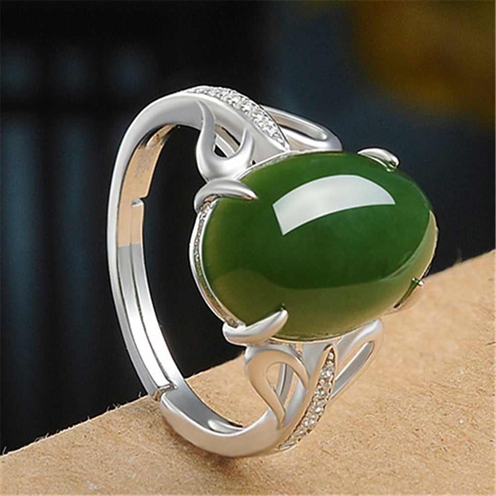 Retro Green or White Agate Ring