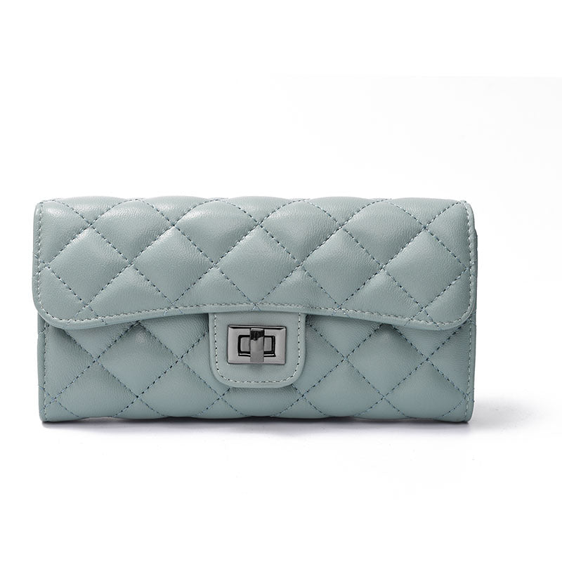 Diamond Pattern Clutch