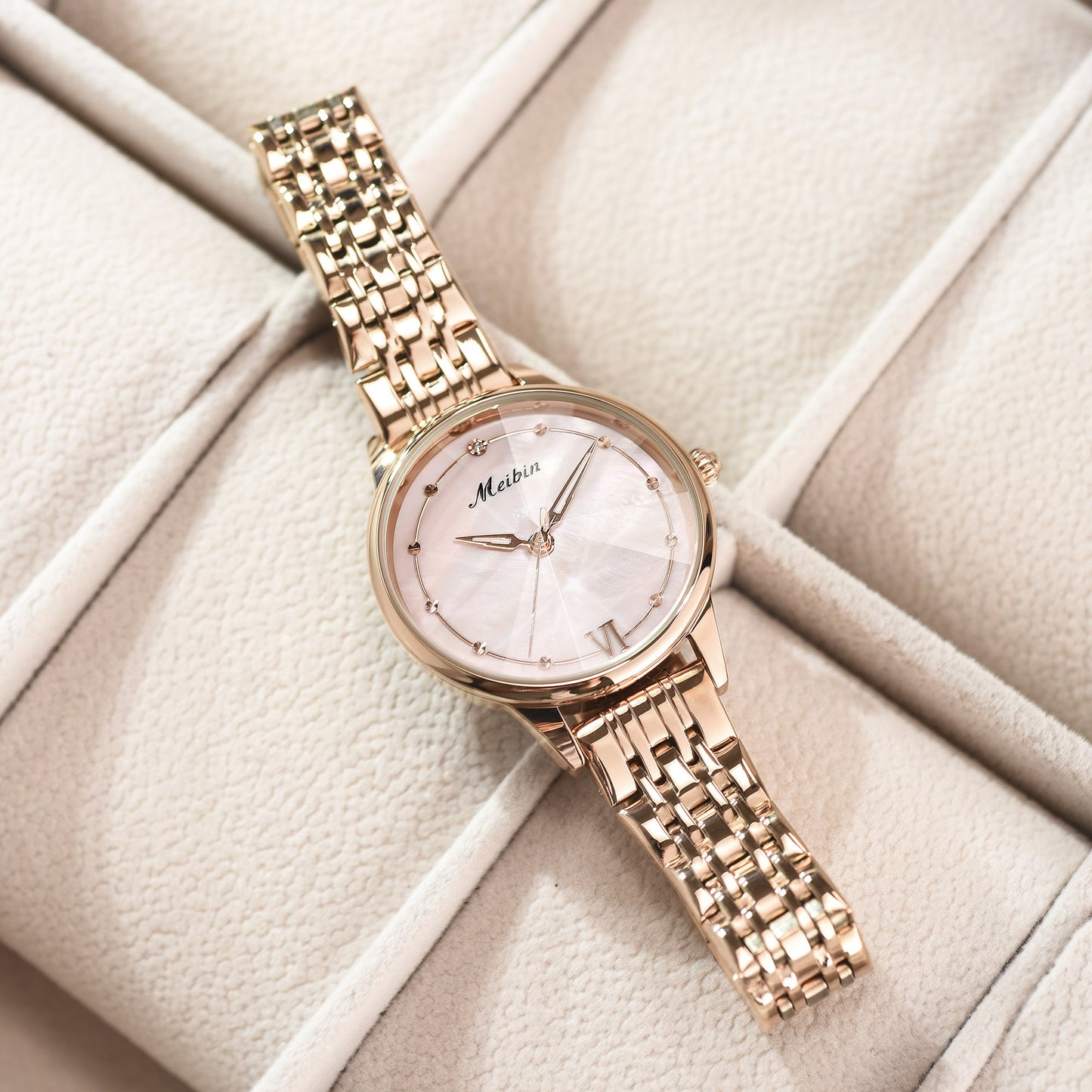 Quartz Diamond Geneva Lady's Watch