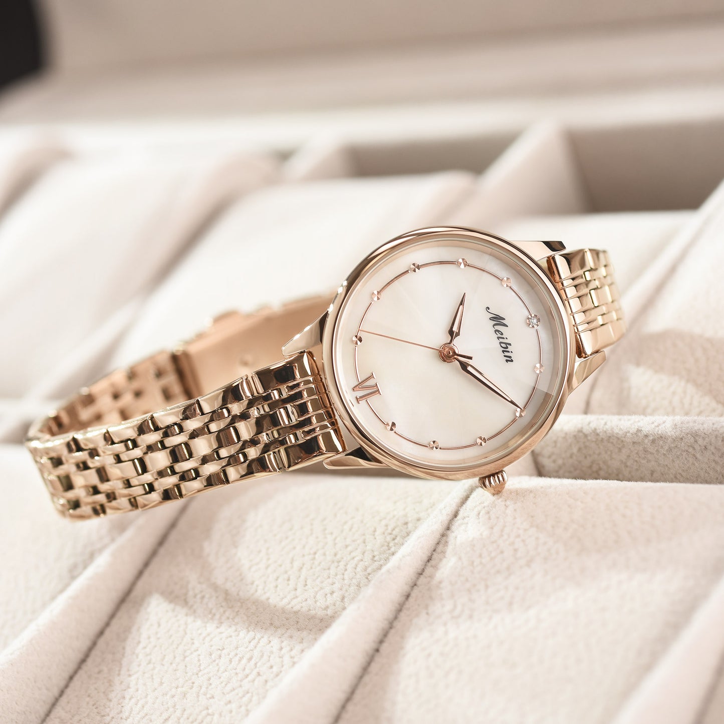 Quartz Diamond Geneva Lady's Watch